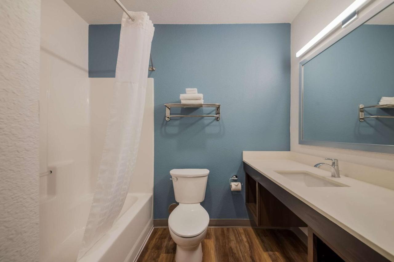 Woodspring Suites Wesley Chapel-Tampa Екстер'єр фото
