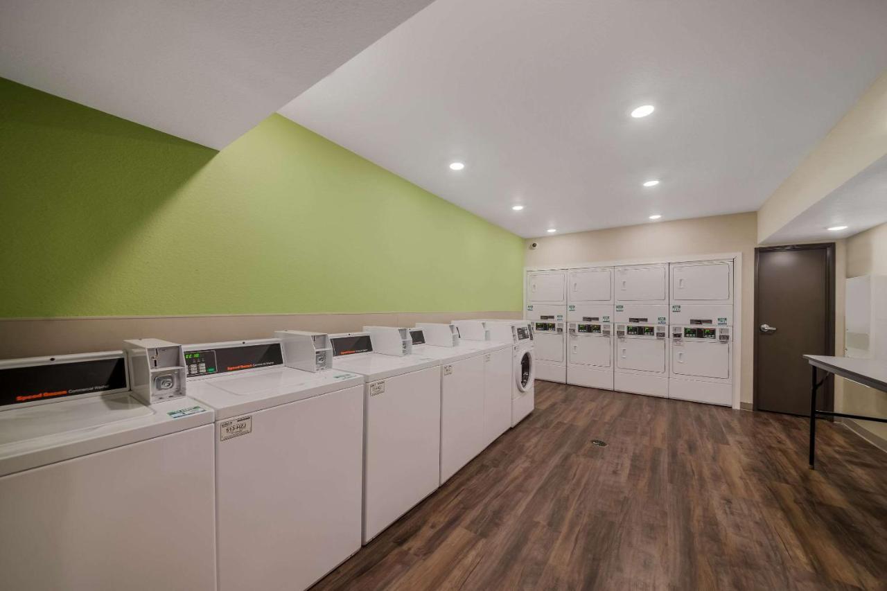 Woodspring Suites Wesley Chapel-Tampa Екстер'єр фото
